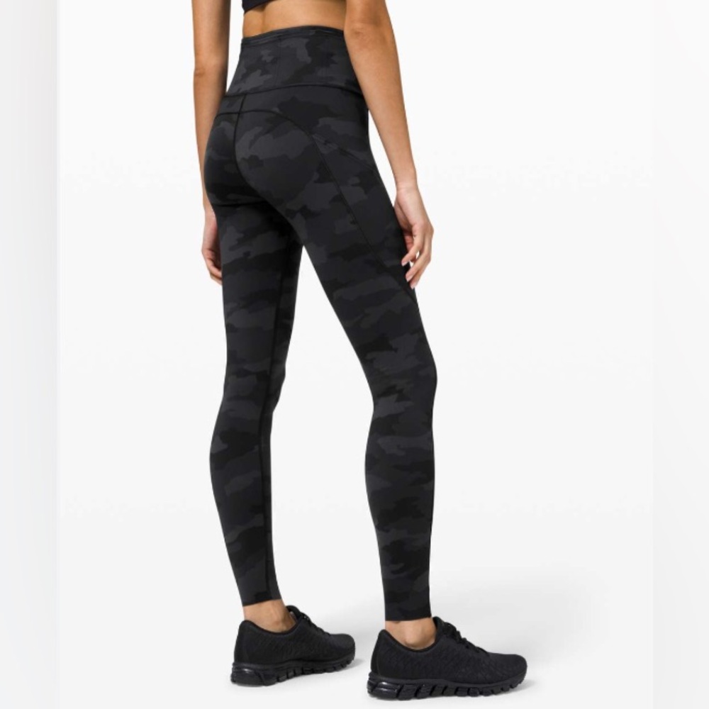 Lululemon Fast and Free Tight 7/8 - Blue/Grey Camo Size 4